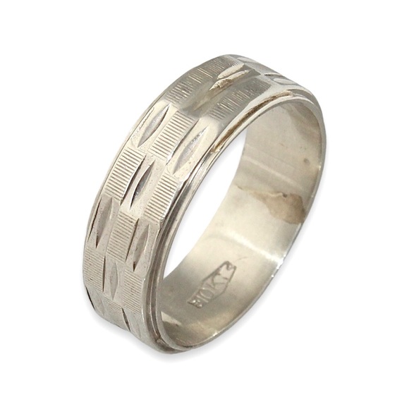 Vintage 10K White Gold Ring Size 5.5 Wide Band Engraved Line Diamond Cut Texture - Picture 2 of 6